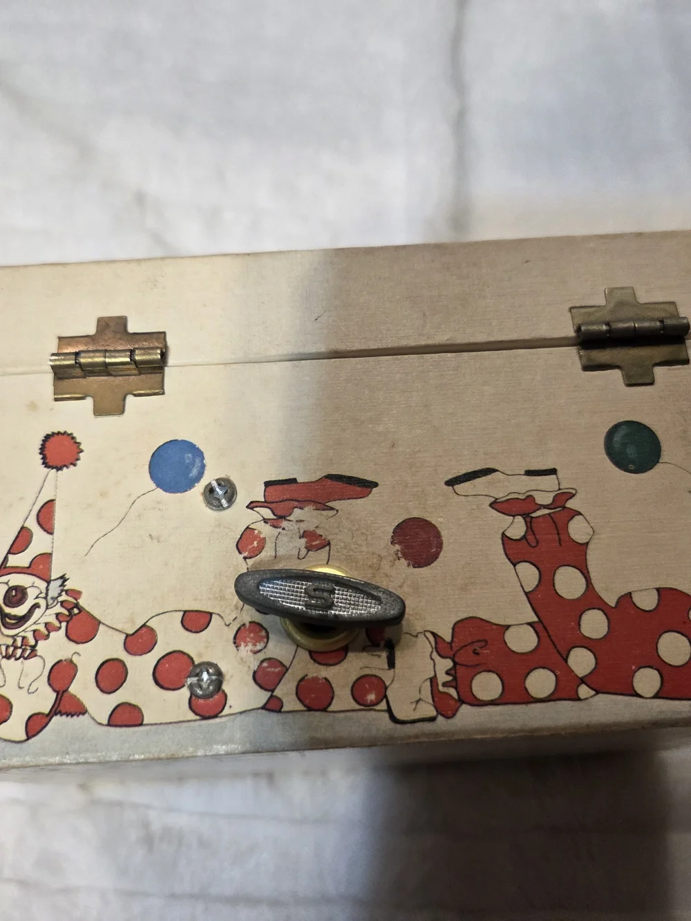 1970s Clown Jewelry And Music Box in White